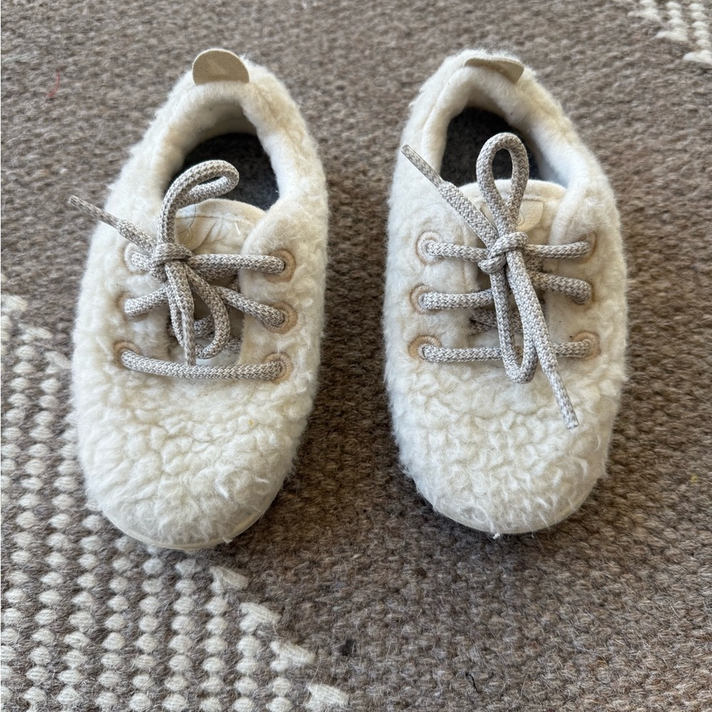 Allbirds smallbirds off white sneakers, T7